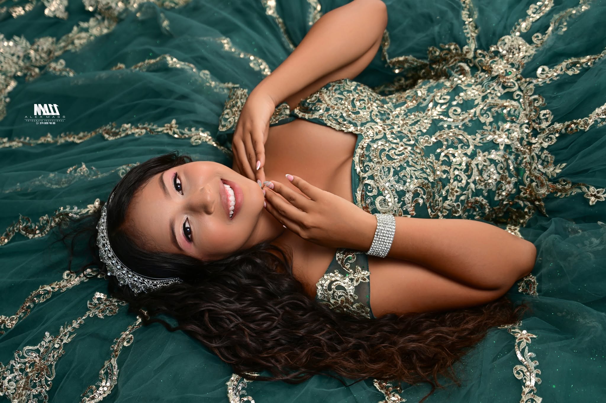 Sara Gala Esmeralda y Corona